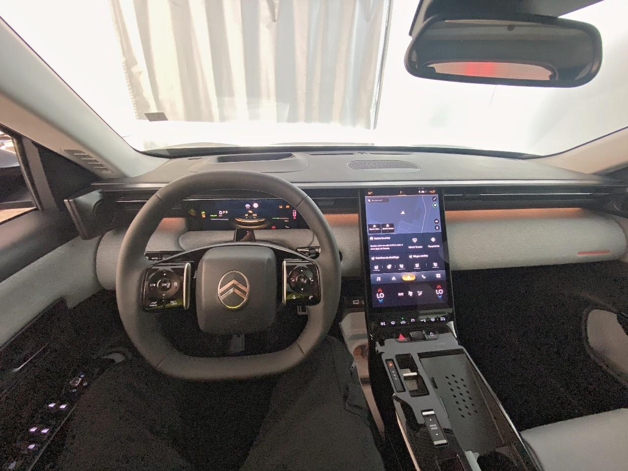 Citroën C5 Aircross e-c5 aircross 210 ch autonomie confort max — photo 12