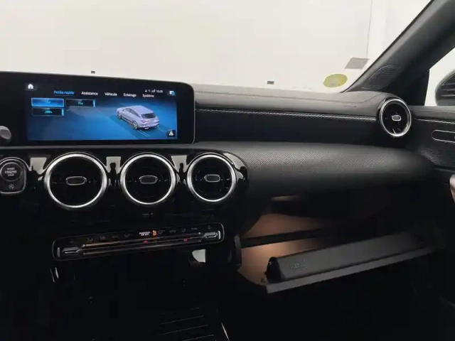 Mercedes Cla shooting brake 220 d 8g-dct — photo 29