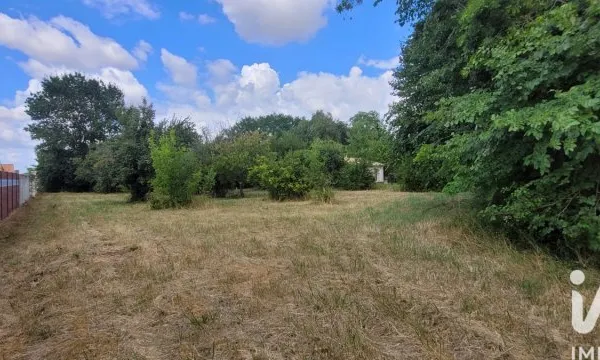 Terrain 1927 m²