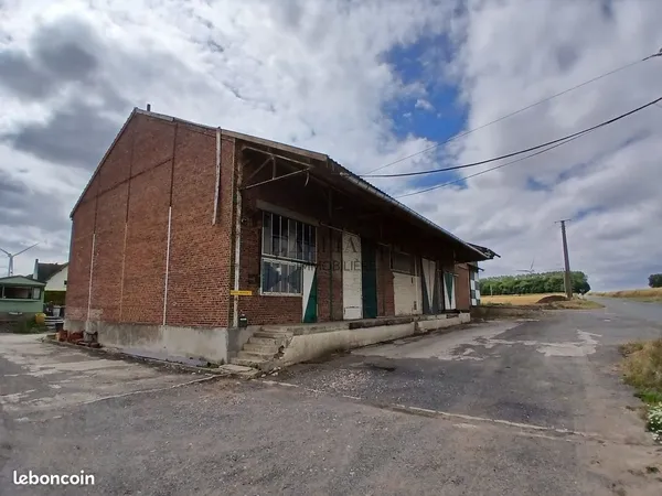 Bureaux 500 m² Vaulx-Vraucourt