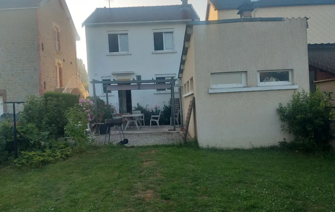Photo 1