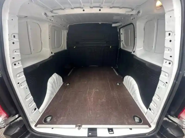 Citroën Berlingo van m 650kg bluehdi 100ch s&amp;s cabine extenso 3 places pack driver connect gps camera — photo 6