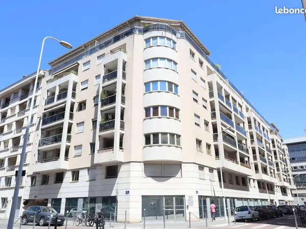 Appartement 4 pièces 126 m²