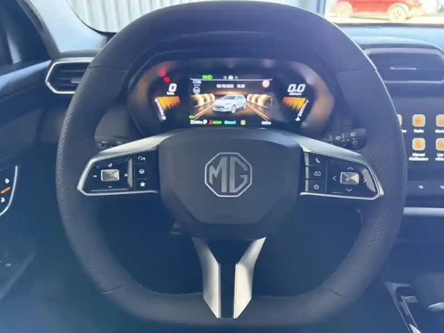 Mg Zs 1.5 l hybrid+ 197 ch — photo 32