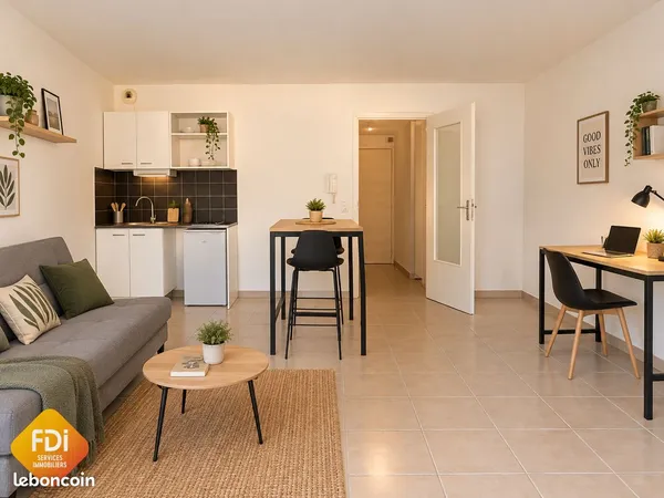 Studio 1 pièce 31 m²