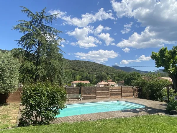 Vends maison 170m² Ganges avec piscine et vue sur les Cévennes