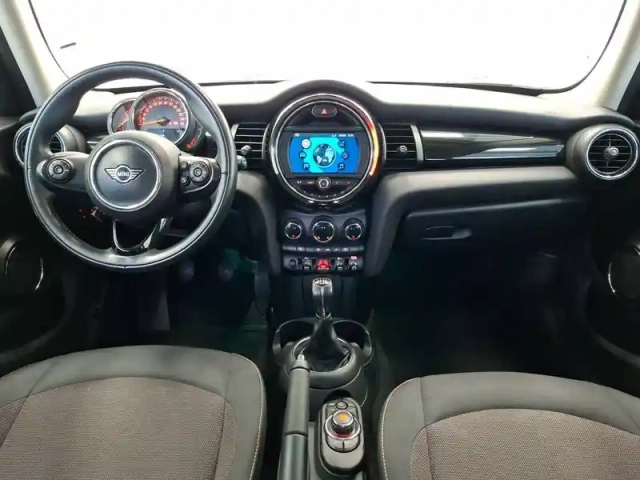 Mini Mini hatch 5 portes cooper 136 ch — photo 11