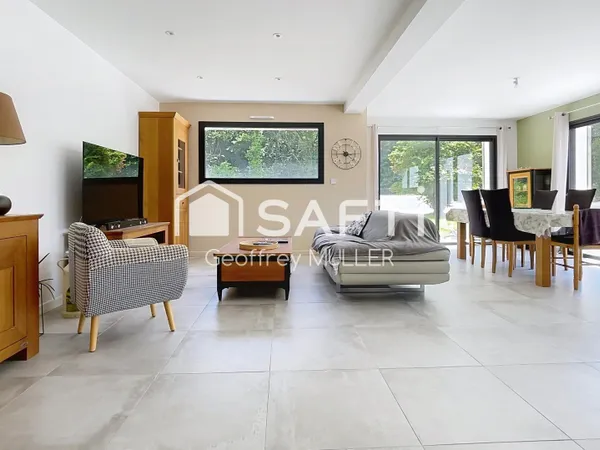 Maison contemporaine 5 pièces 138 m²