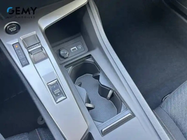 Peugeot 308 hybrid 145 e-dcs6 — photo 12