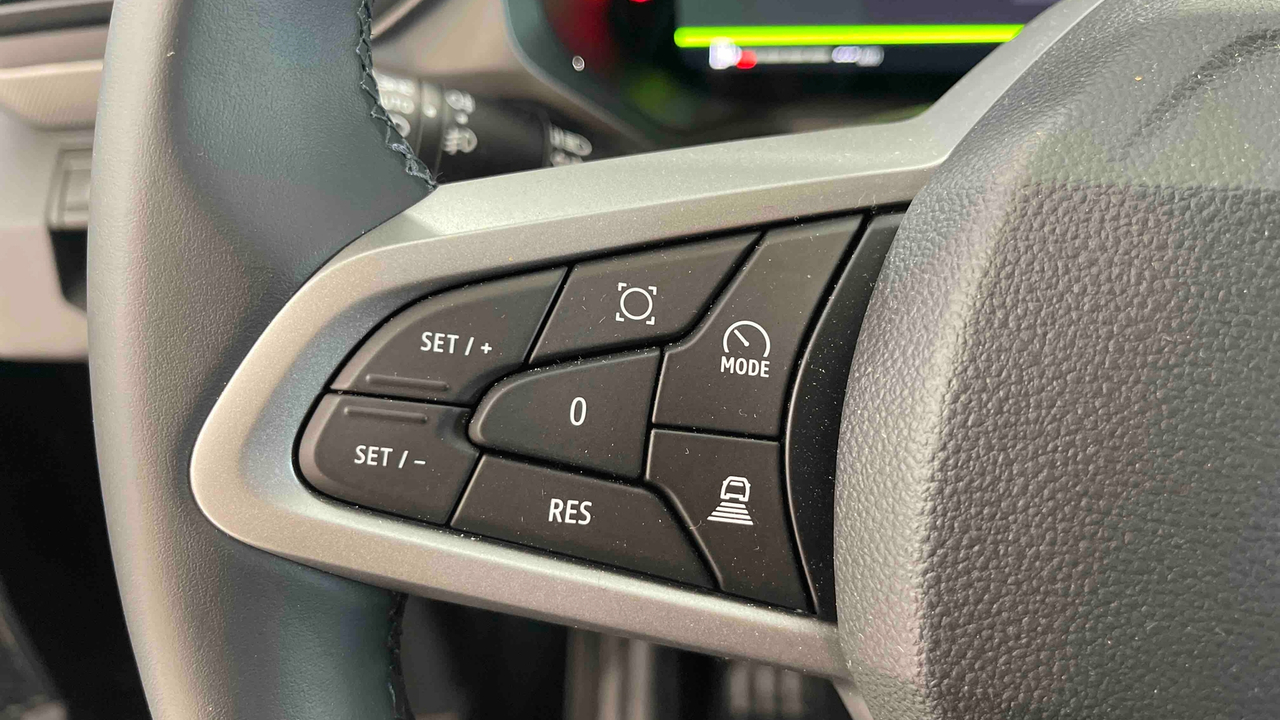 Dacia Bigster Hybrid 155 — photo 20