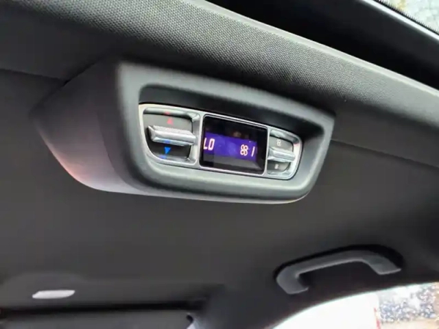 Mercedes Cla 300 d amg line long 8places — photo 16