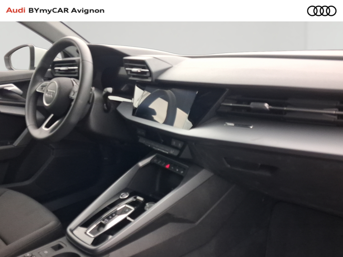 Audi A3 Sportback 30 TFSI Mild Hybrid 116 S tronic 7 — photo 7