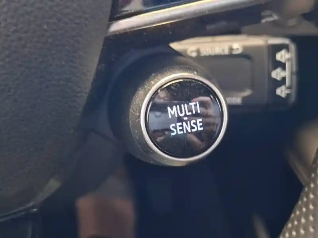 Renault Megane e-tech ev60 220 ch optimum charge — photo 40