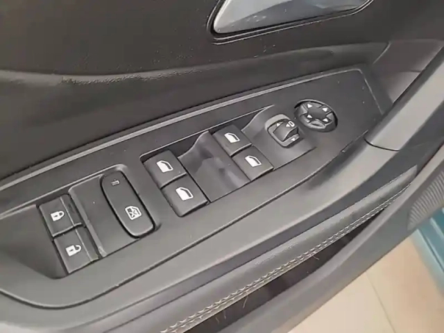 Peugeot 308 sw puretech 130ch s&amp;s eat8 — photo 30