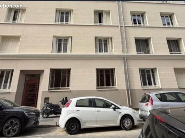 Appartement, F3 Garage, compris à rénover Gratte Ciel