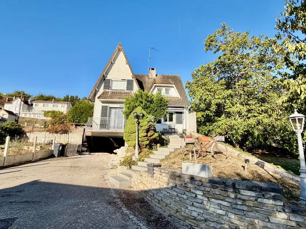 Maison 6 pièces 148 m²