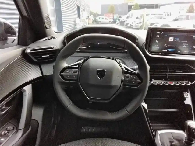 Peugeot 2008 100 s&amp;s bvm6 — photo 9