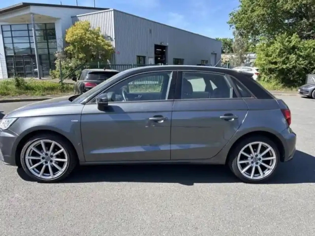 Audi A1 sportback 1.0 tfsi 95ch ultra s line euro6d-t — photo 3