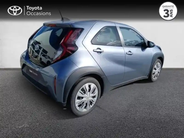 Toyota Aygo X 1.0 vvt-i 72ch dynamic my24 — photo 4
