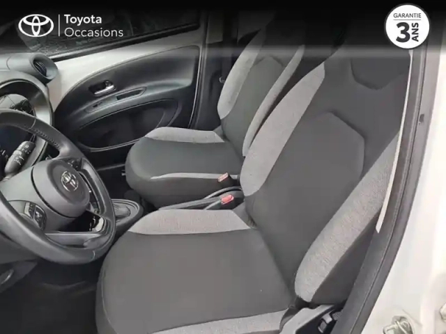 Toyota Aygo X 1.0 vvt-i 72ch dynamic s-cvt — photo 11
