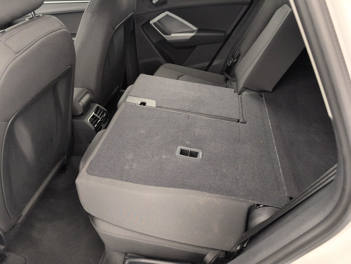 Audi Q3 — photo 12