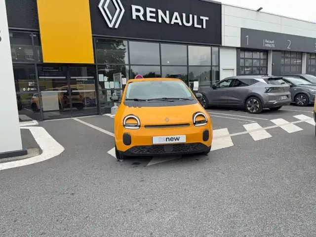 Renault Twingo e-tech electrique 80 ch autonomie urbaine — photo 8