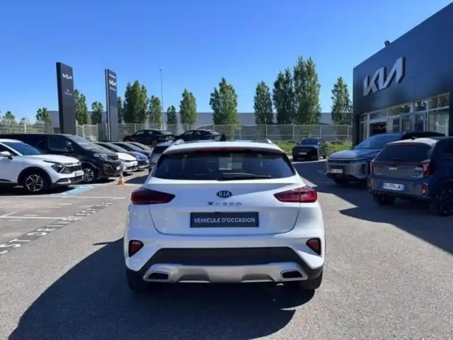 Kia Xceed 1.6 gdi 105ch + plug-in 60.5ch premium dct6 — photo 6