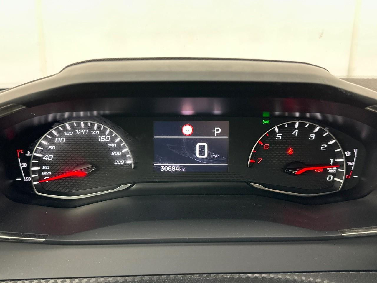 Peugeot 2008 puretech 130 s&s eat8 active pack — photo 21