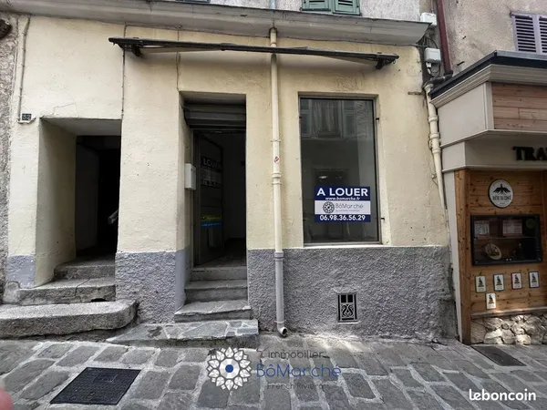 Boutique 14 m² Saint-Martin-Vésubie