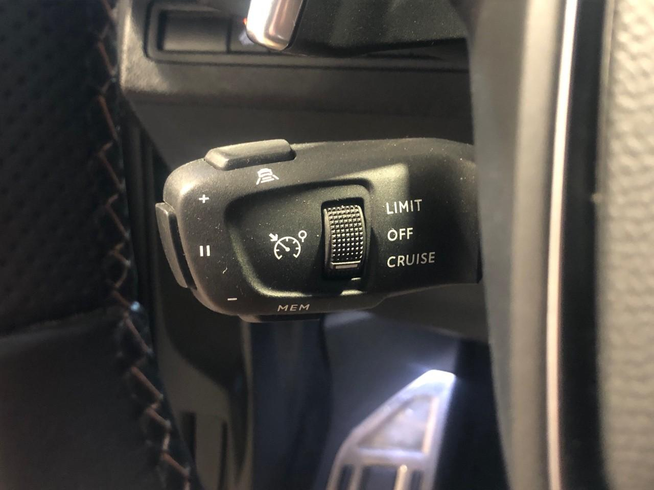 Peugeot 3008 hybrid 225 e-eat8 gt — photo 19