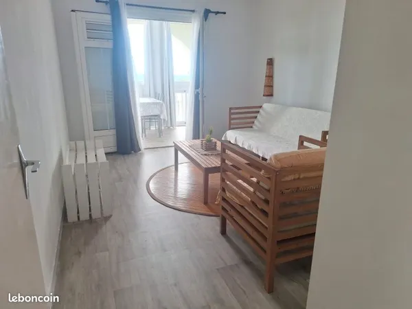 Meublé agréable et spacieux dans quartier calme