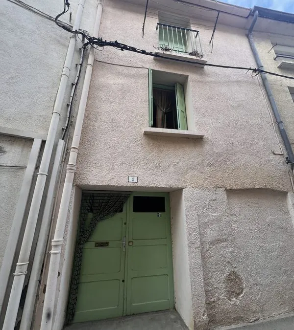 Photo 1