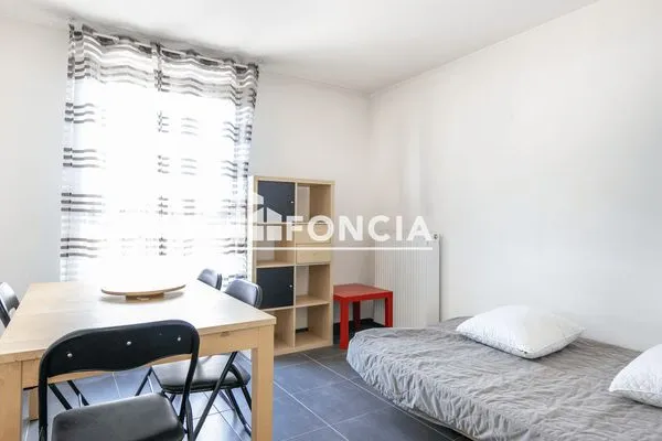 Studio 1 pièce 19 m²