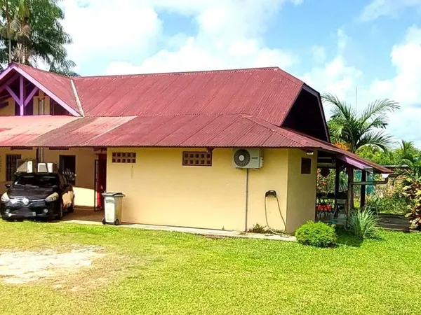 ENSEMBLE IMMOBILIER à VENDRE à SAINT-LAURENT du MARONI