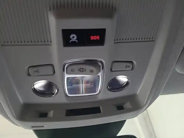Citroën C5 Aircross hybride 145 ch e-dcs6 — photo 56