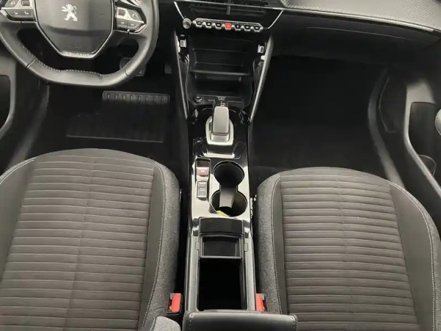 Peugeot 208 electrique 50 kwh 136ch — photo 57
