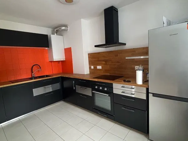 Location appartement meublé - F2 - 48m2