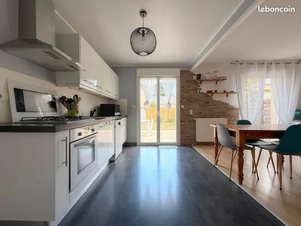 Maison 4 pièces 94 m²