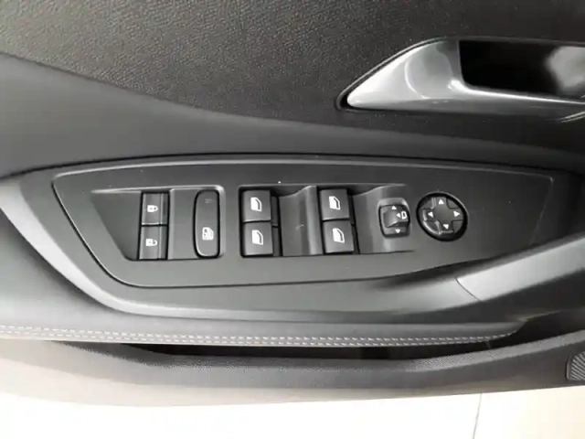 Peugeot 308 phev 180 e-eat8 — photo 61