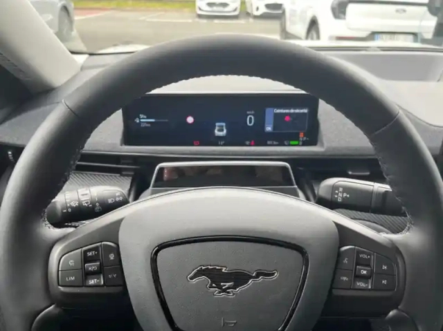Ford Mustang 268ch standard range 73kwh propulsion — photo 15