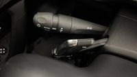 Peugeot 2008 1.5 BlueHDi 130ch S&S Allure EAT8 — photo 24