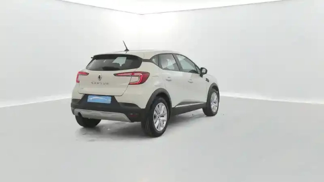 Renault Captur blue dci 95 — photo 14