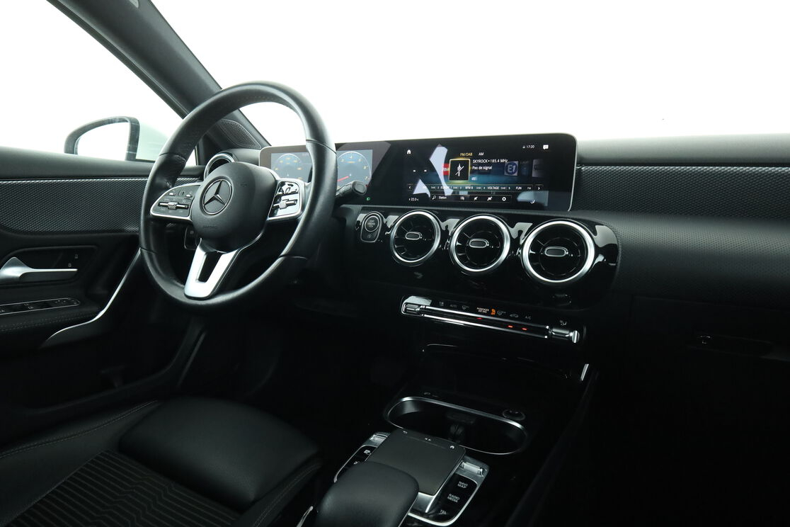 Mercedes-Benz Classe A 220 7G-DCT — photo 12