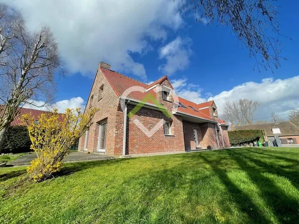 Maison 7 pièces 162 m²