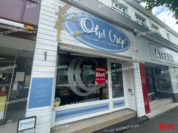 Local commercial 143 m²