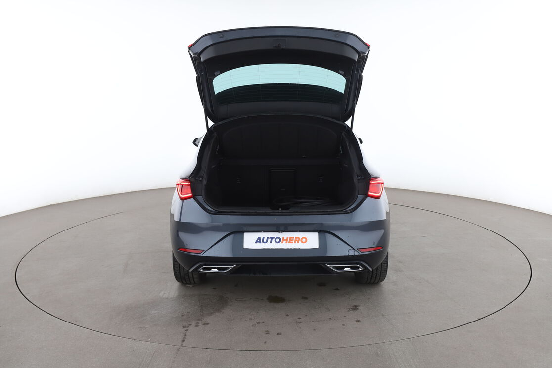 Seat Leon 1.4 TSI e-HYBRID FR DSG6 — photo 15