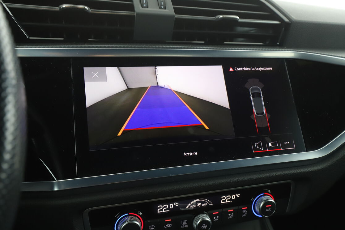 Audi Q3 Sportback 45 TFSIe S Line S Tronic — photo 15