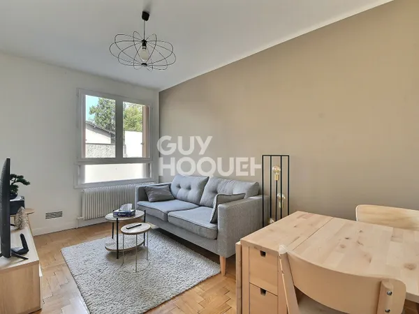 (Visite virtuelle) - À VENDRE, Appartement T2 de 42 m² avec cave , Montchat proximité Place Ronde , 