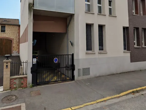 Parking 11 m²