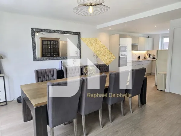 Maison 8 pièces 146 m²